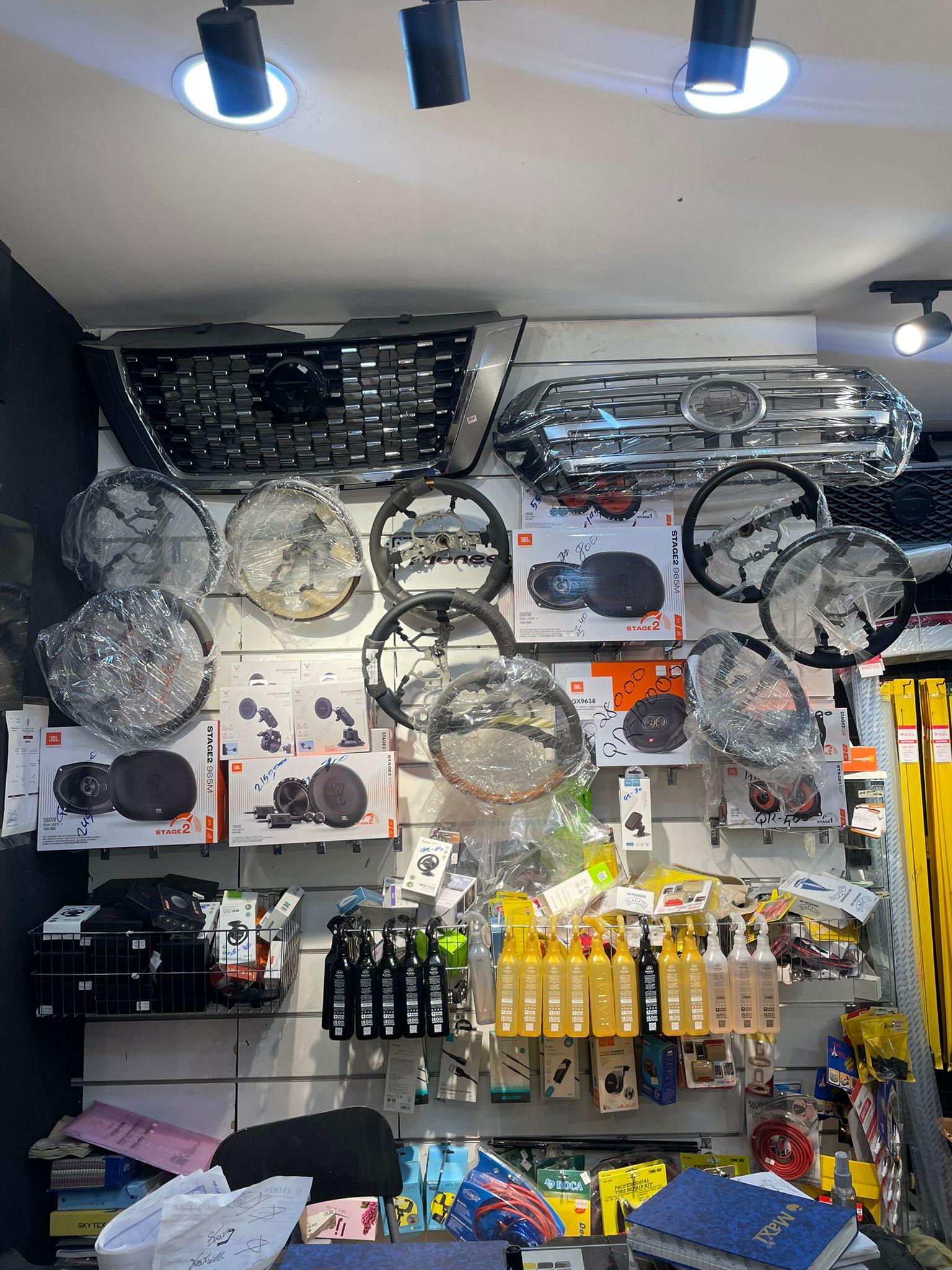 Speakers — 4x4 parts and accessories at Al Ayoon 4x4, Al Wakrah Qatar